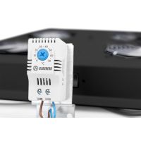 DIGITUS Dachlüftereinheit für Unique & Unique Light Netzwerkschränke und Unique Server-N Serverschränke