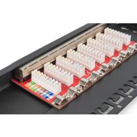 DIGITUS CAT 6A Slim Patch Panel, geschirmt, 8-Port, 0,5 HE, 10", schwarz