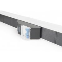 Assmann Steckdosenleiste mit Aluminiumprofil und integriertem Leistungsschutzschalter, 18-fach-Schutzkontaktsteckdose
